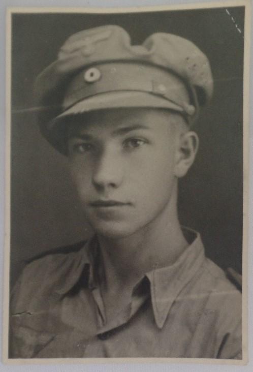 Postcard picture - WH/KM? - 1942