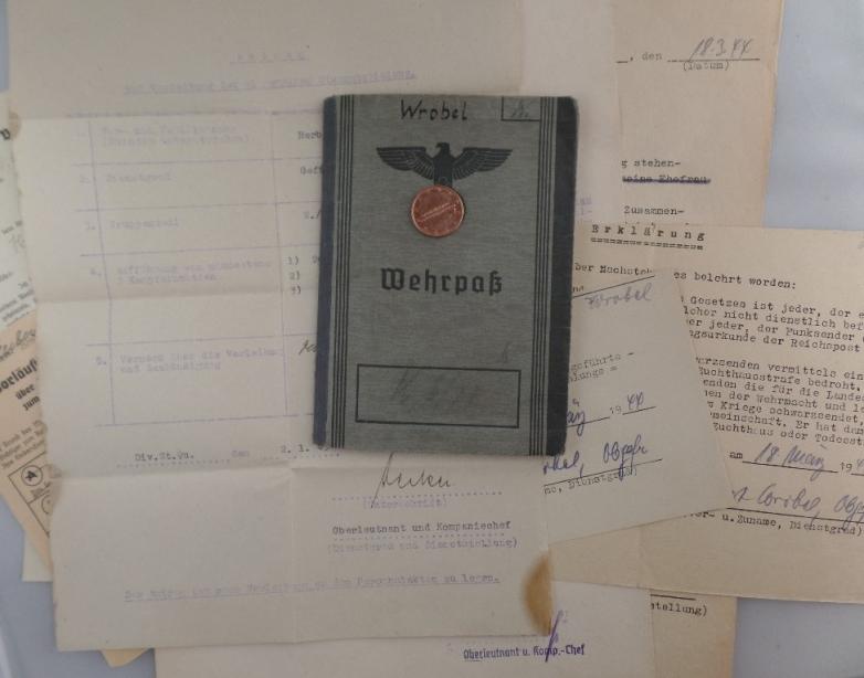 Wehrpaß - WH (Heer) - Fernaufklärungskomp.620 - Wrobel