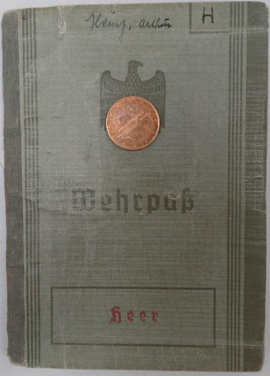 Wehrpaß - WH (Heer) - Kriegslazarett  (mot) 922 - Heinz