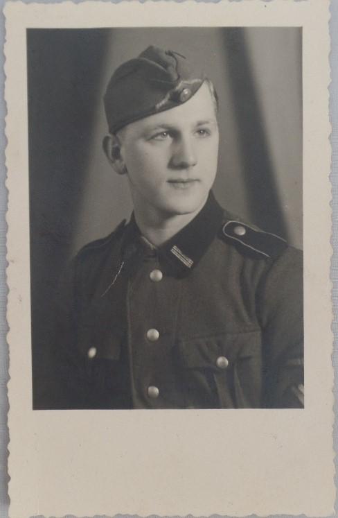 Waffen-SS photo - TV