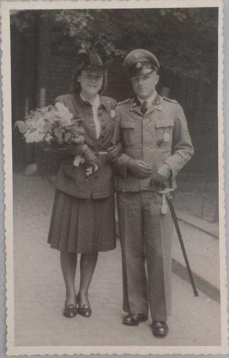 Waffen SS postcard picture -  