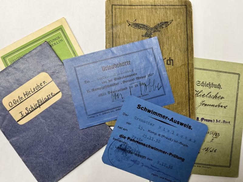 Soldbuch - Luftwaffe - 7.Fschj.Div. - Hielscher