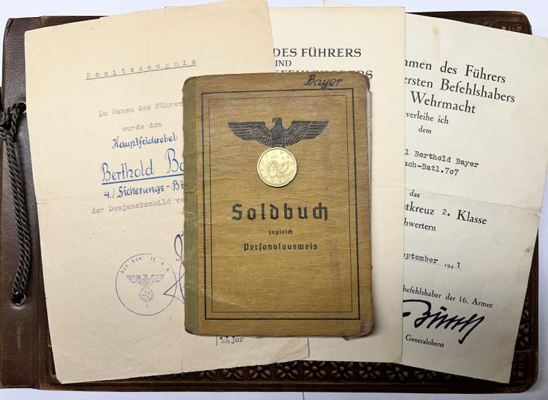 Soldbuch/citation/photoalbum grouping - WH (Heer) - 19.Inf.Div. - Demjansk -