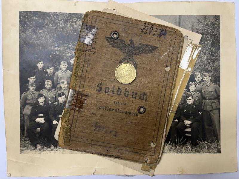 Soldbuch/photo -  WH (Heer) - 9.Pz.Div. - Mirz