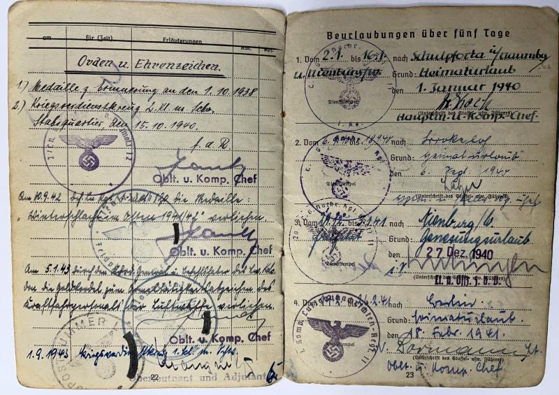 Soldbuch/citation grouping - Luftwaffe -  Luftgau-Nachrichten Rgt.28 - Italy - Langenstrassen