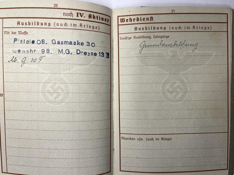 Wehrpass - Luftwaffe - Nebelabt. der Luftwaffe - Italy - Franzen