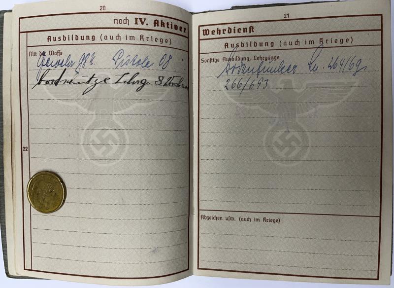 Wehrpass/citations - Luftwaffe - KG 77 /LN.Rgt.352 - DAK/Italy - Ellwanger