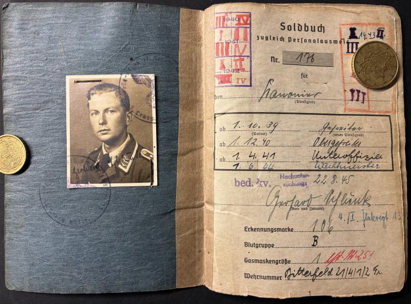 Soldbuch/citation grouping - Flak Rgt.13/Flak Rgt.24 - Schlunk