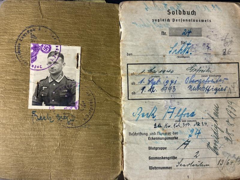 Wehrpass/Soldbuch /photoalbum - WH (Heer) - DAK / Inf.Div.