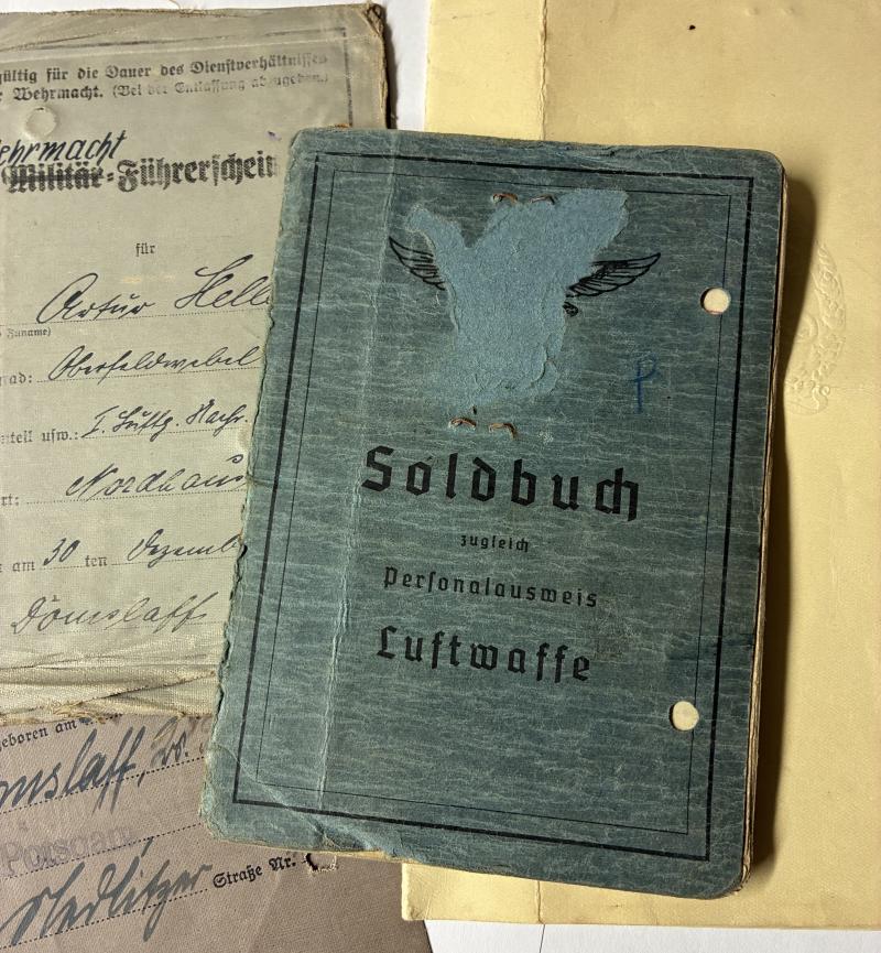 Soldbuch - Luftwaffe - Lg.Nachr.Rgt.