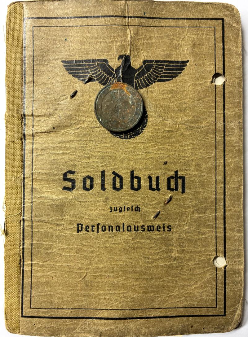 Soldbuch - Luftwaffe - schw.Flak-Abt.165(o) - Ulrich
