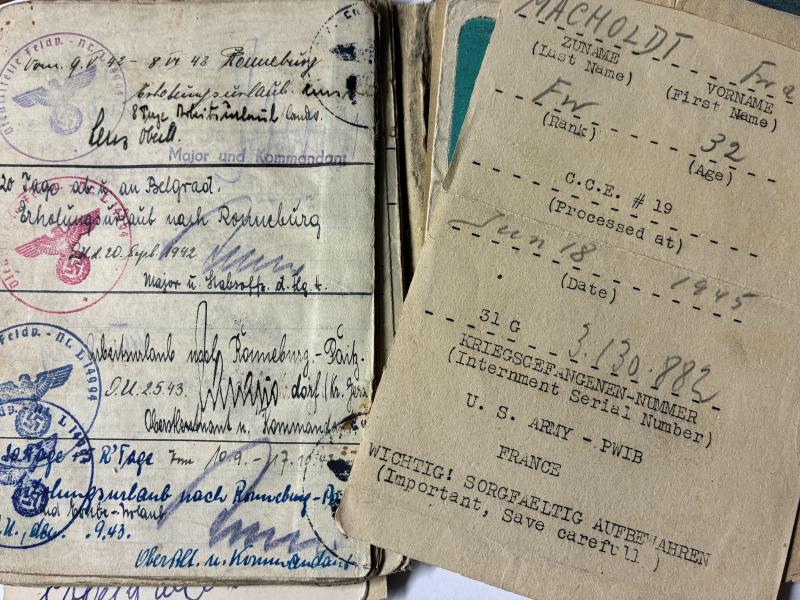 Soldbuch - Luftwaffe - Fallsch.Jg.Ers.Batl. 33 - Macholdt