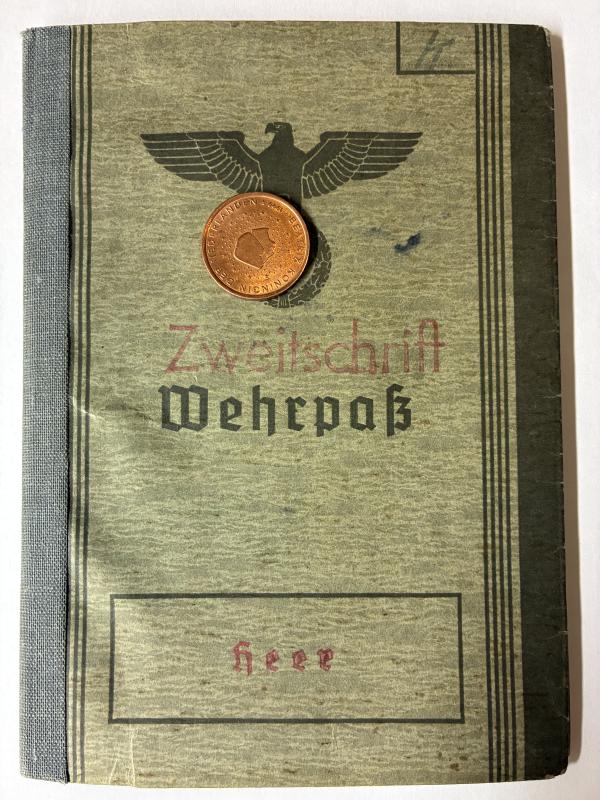 Wehrpass - WH (Heer) - Feldgendarmerie Tr.(mot) 442 - Knee